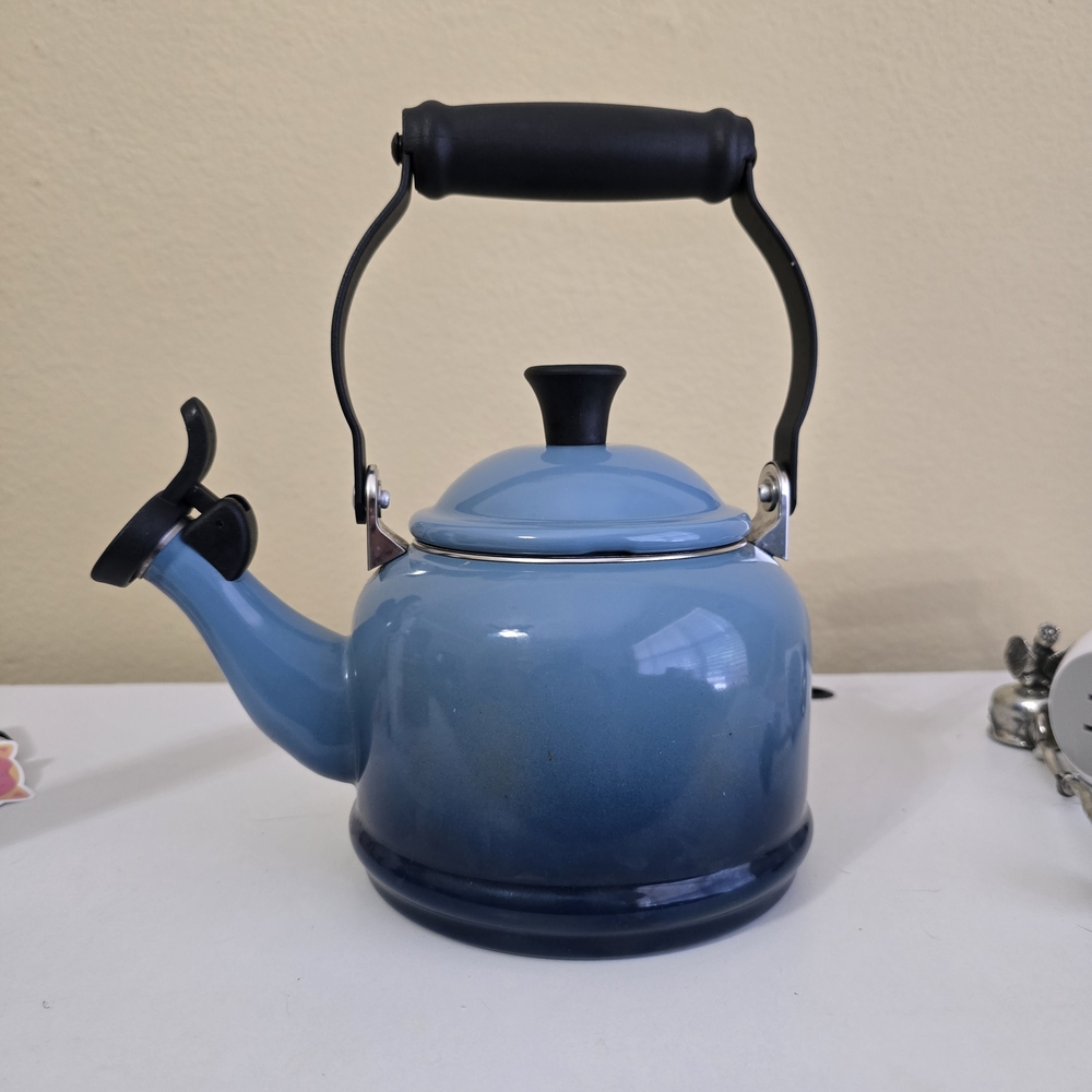 Le Creuset Marine Blue Demi Kettle